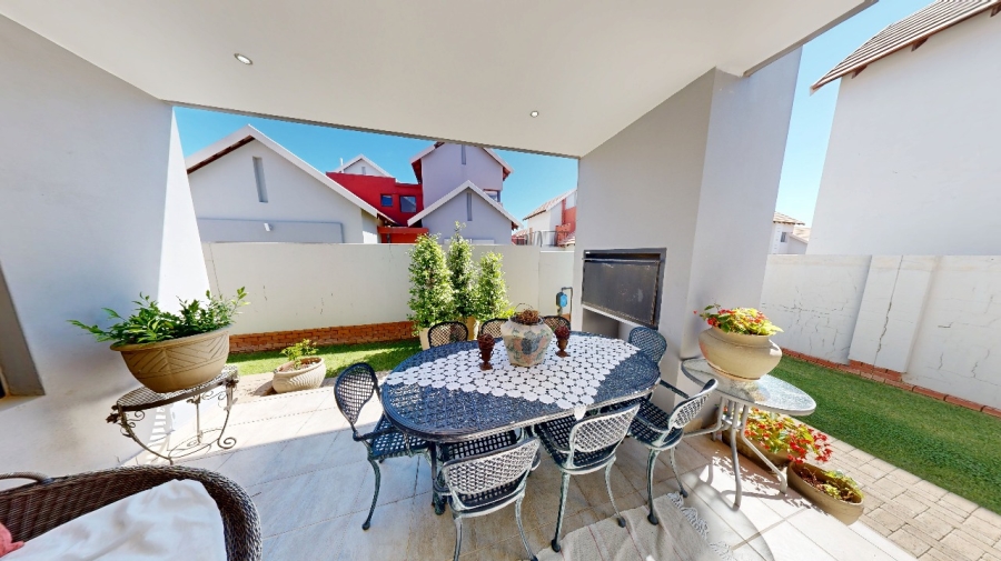 3 Bedroom Property for Sale in Wild Olive Estate Free State